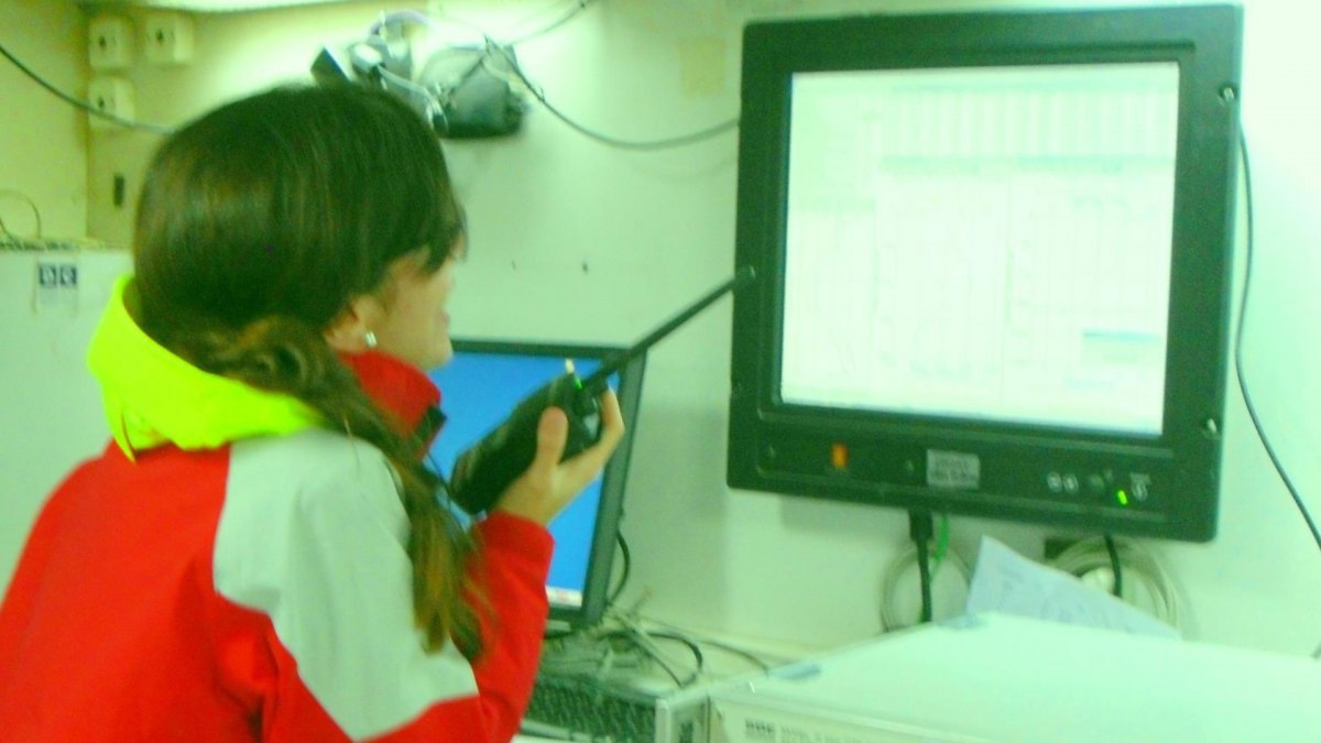 La oceanógrafa, durante la misión de investigación a bordo del Cornide de Saavedra en 2009